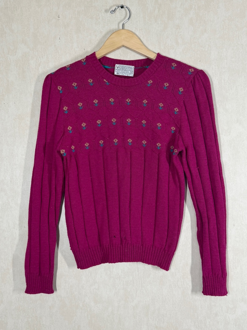 Pendleton Women’s Vintage 100% Virgin Wool Floral Sweater in Pink S
